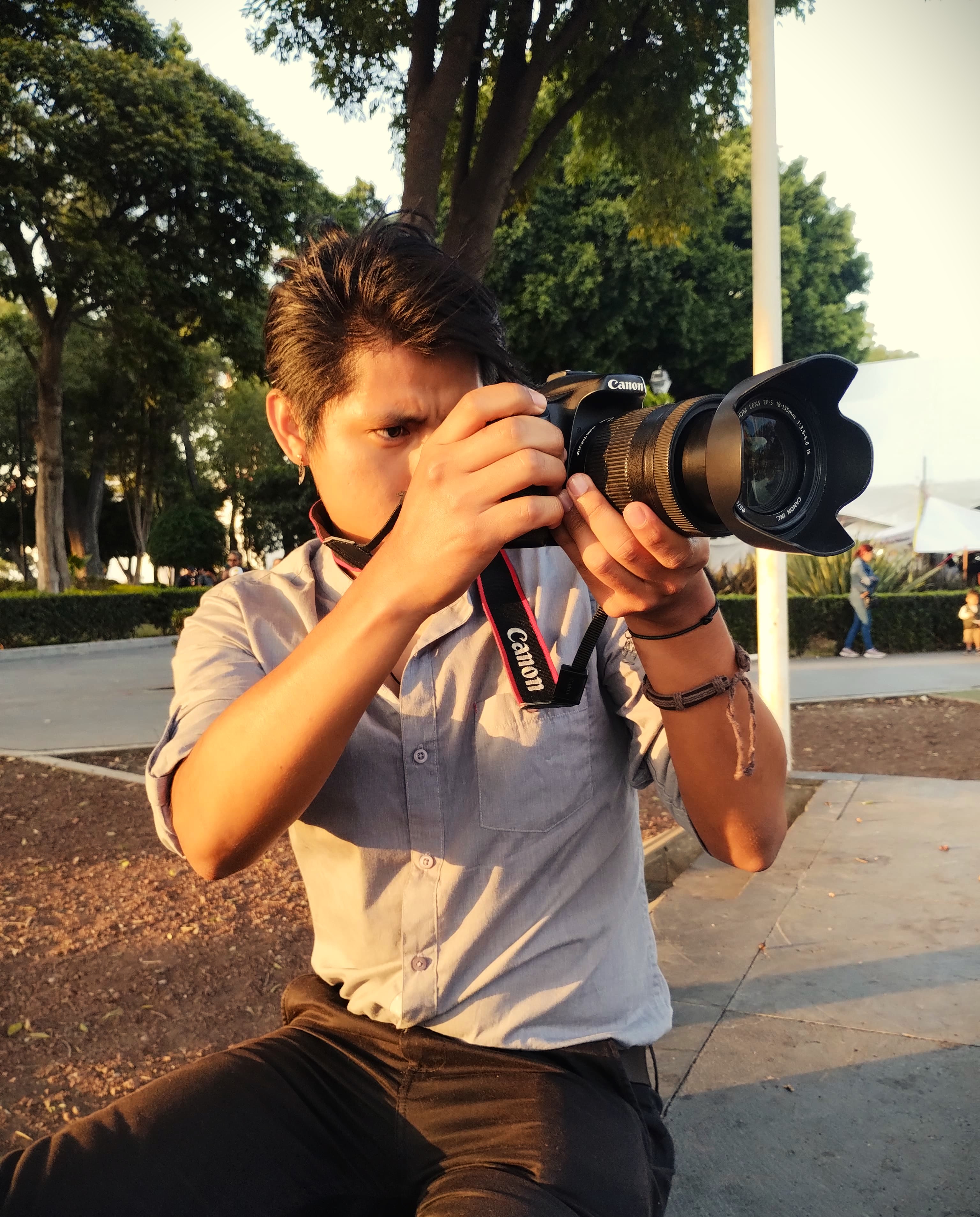 A picture of Néstor A. López